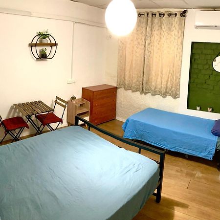 Dotan'S Boutique Guesthouse - By The Beach! Tel Aviv Bagian luar foto