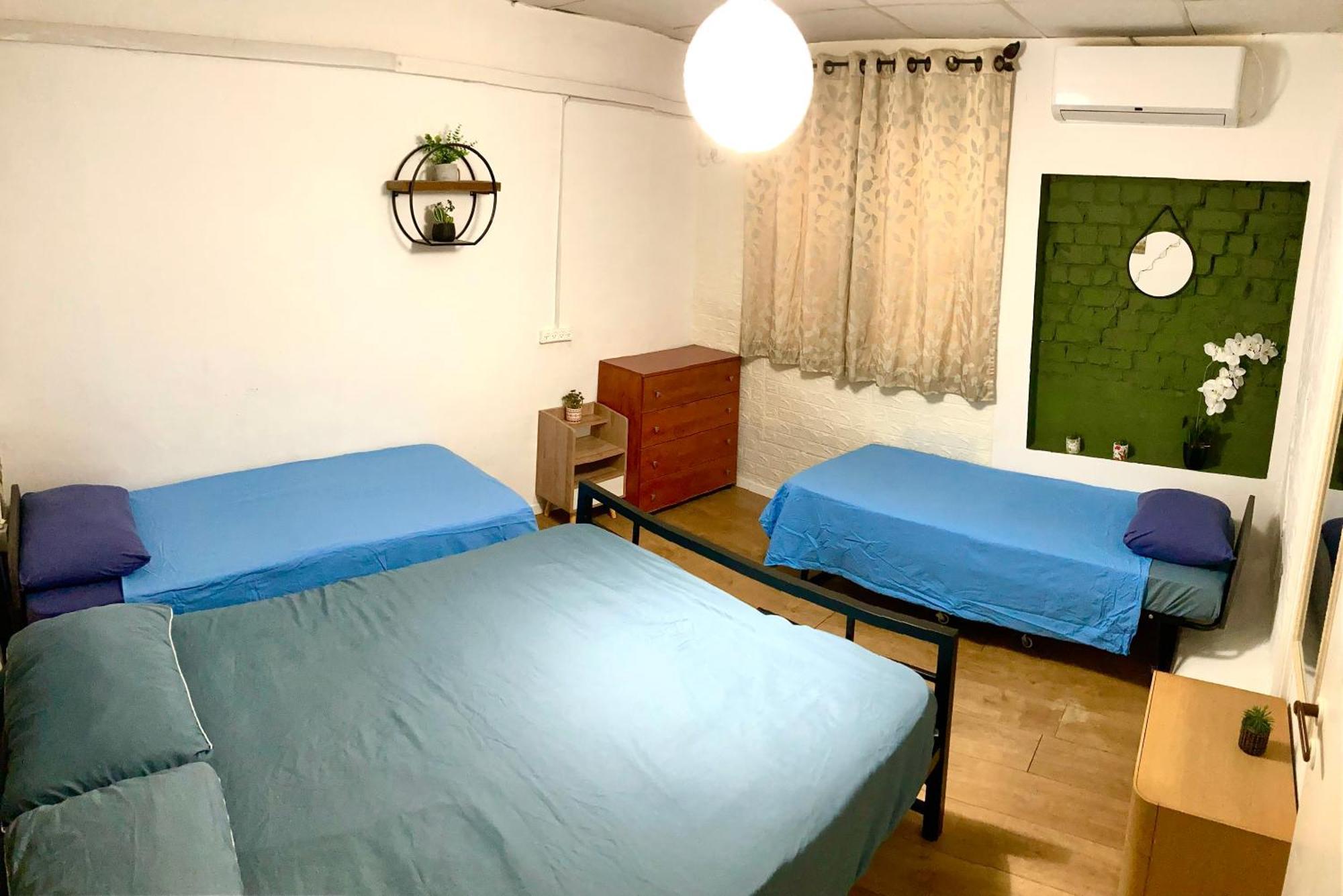 Dotan'S Boutique Guesthouse - By The Beach! Tel Aviv Bagian luar foto