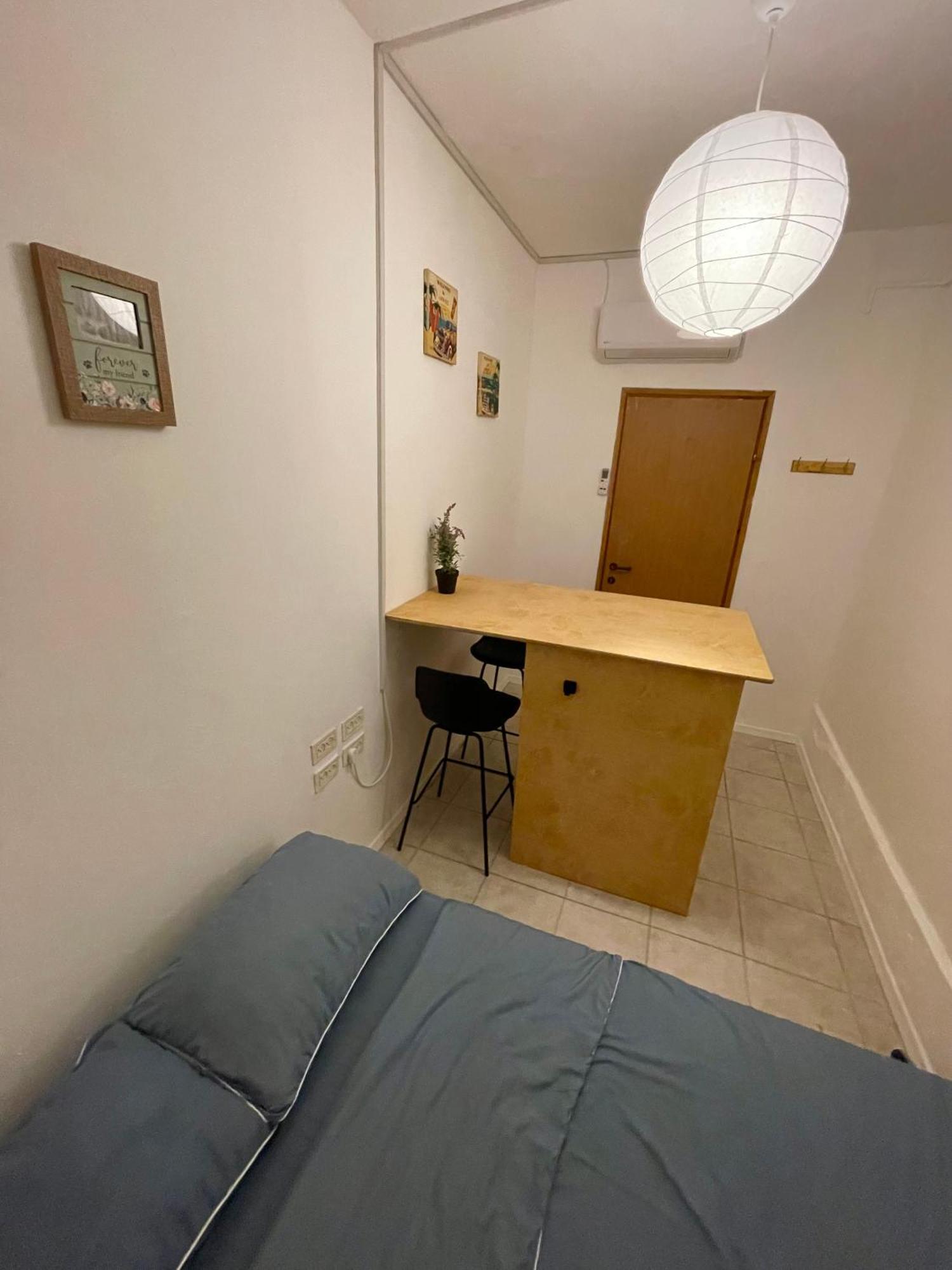 Dotan'S Boutique Guesthouse - By The Beach! Tel Aviv Bagian luar foto