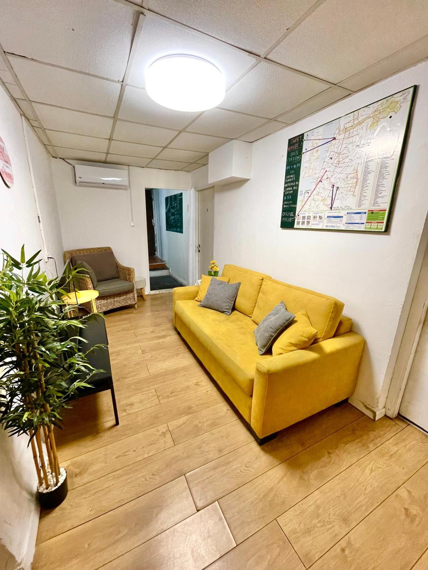 Dotan'S Boutique Guesthouse - By The Beach! Tel Aviv Bagian luar foto